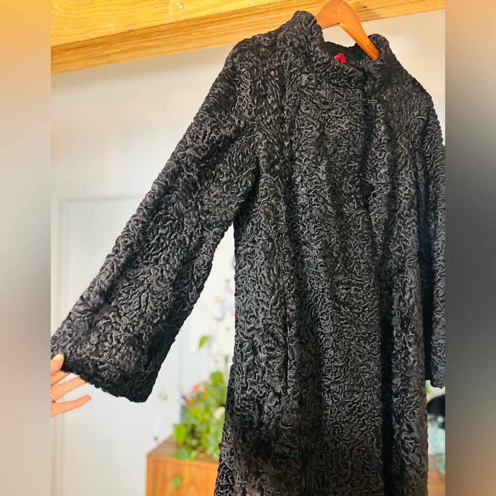 VTG 1960 Black Astrakhan Lamb Fur Coat | Made in Quebec by Fernand Émond - Picture 10 of 15